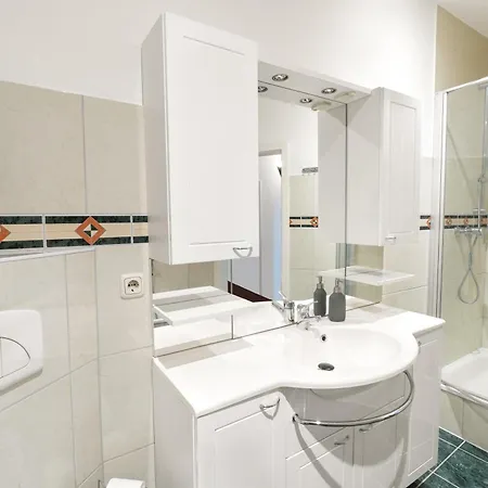 Апартаменти 120qm Altstadt-apartment Mit Terrasse & Domblick - Direkt Am Markt *